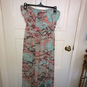 Blue pastel maxi dress